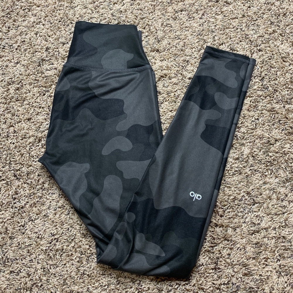 Alo High Waist Airbrush Camo Leggings
